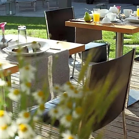 Hotell Boutique - Sun House Banovci