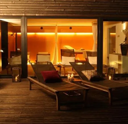 Boutique - Sun House מלון